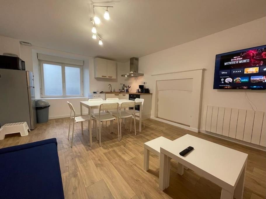 Charmante Maison A Evran Proche Dinan Et St Malo. エクステリア 写真